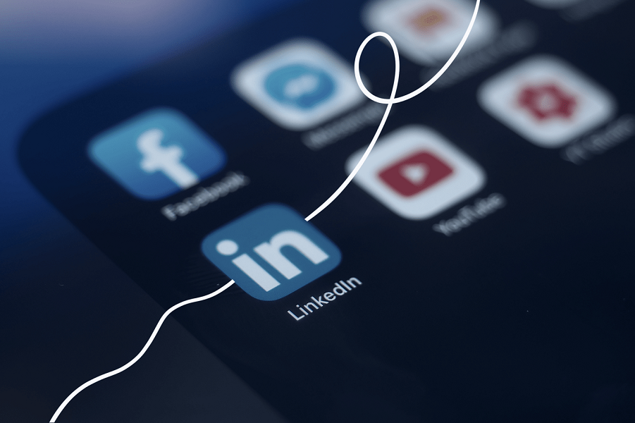 رسانه های اجتماعی برای ارتباط با مشتریان